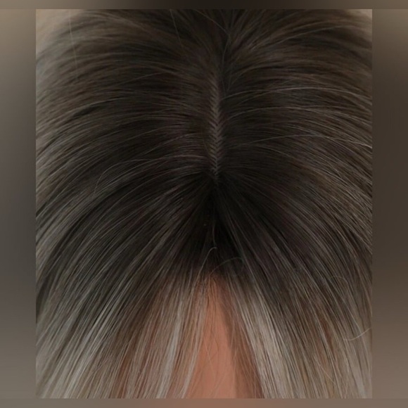 WIG  - Layered Dirty Blonde Side Bangs Wig - Realistic Look - Picture 10 of 10